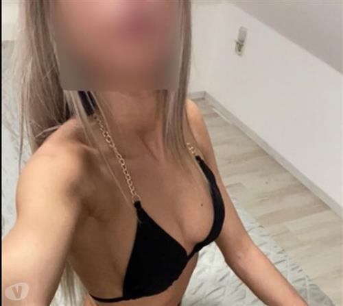 Juleyma, 23, Gävle, Svenska Anal massage (give)